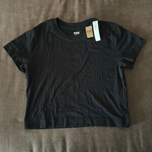 Brand New PINK by Victoria’s Secret Black Crop Top in size Small